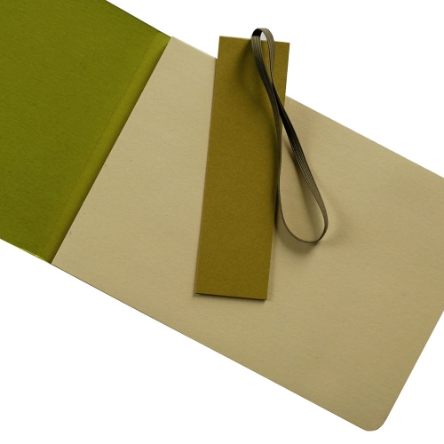 NOTES_SMLT_kolorowe_kartki_210X148_80gsm_OLIWKOWY_Yrodek.jpg
