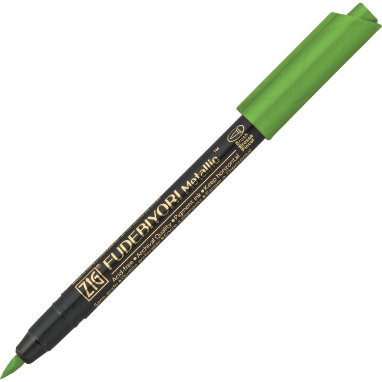 Kuretake-Fudebiyori-metallic-brushpen-light-green-artly.jpg